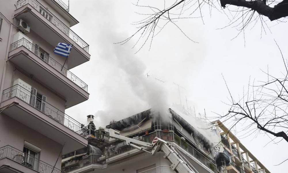 Τραγωδία στη Θεσσαλονίκη: Ηλικιωμένο ζευγάρι εντοπίστηκε νεκρό από τη φωτιά